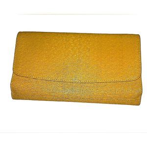 Walletgenuine leather bright/mustard yellow